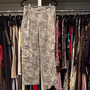 Abercrombie & Fitch Camouflage Straight Leg Pants